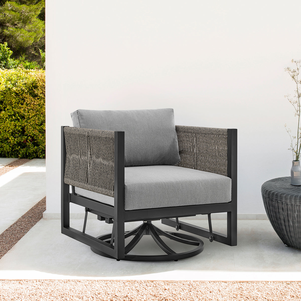 Aluminum Outdoor Glider Chair with Cushions