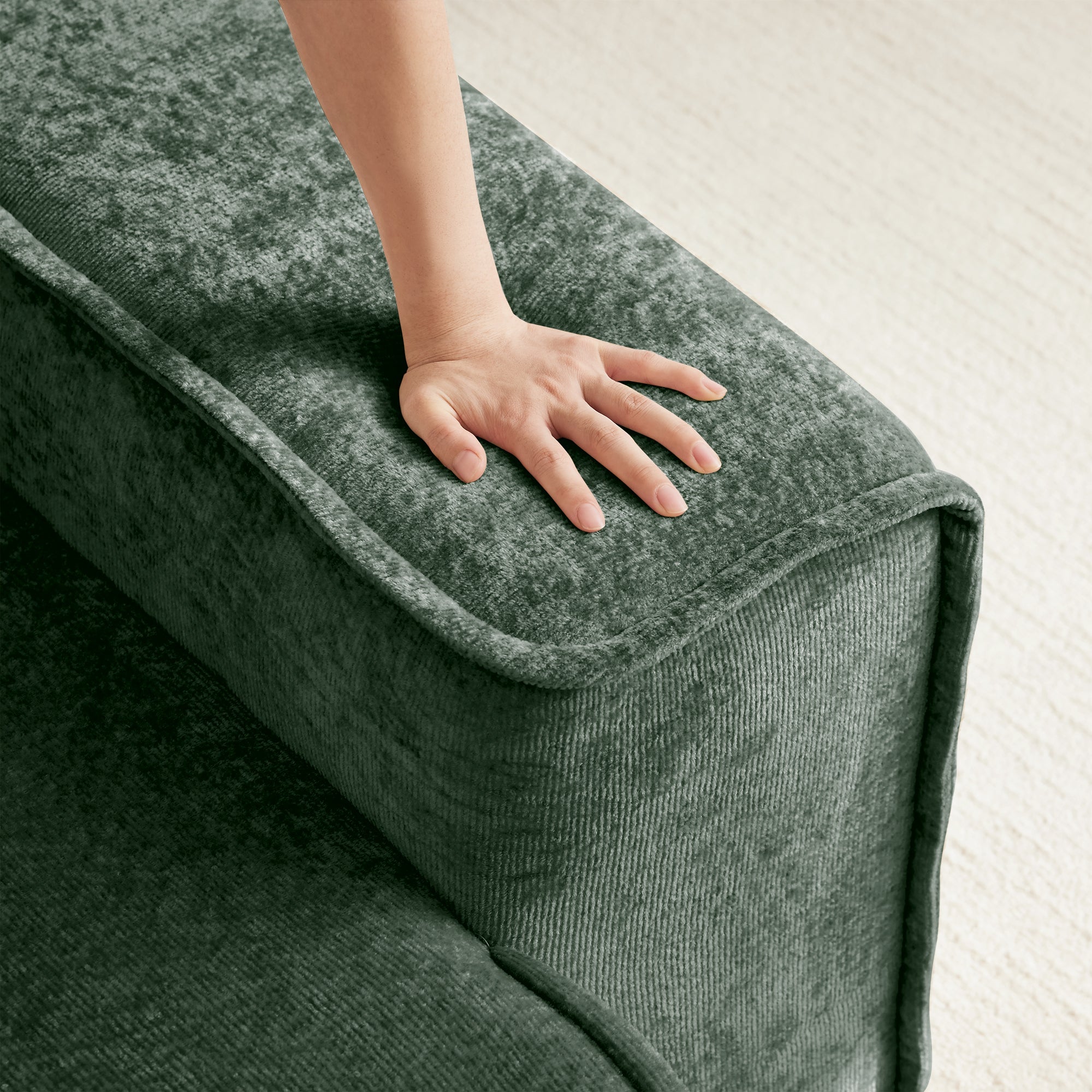 Seneca Armless Module in Olive #Color_Olive