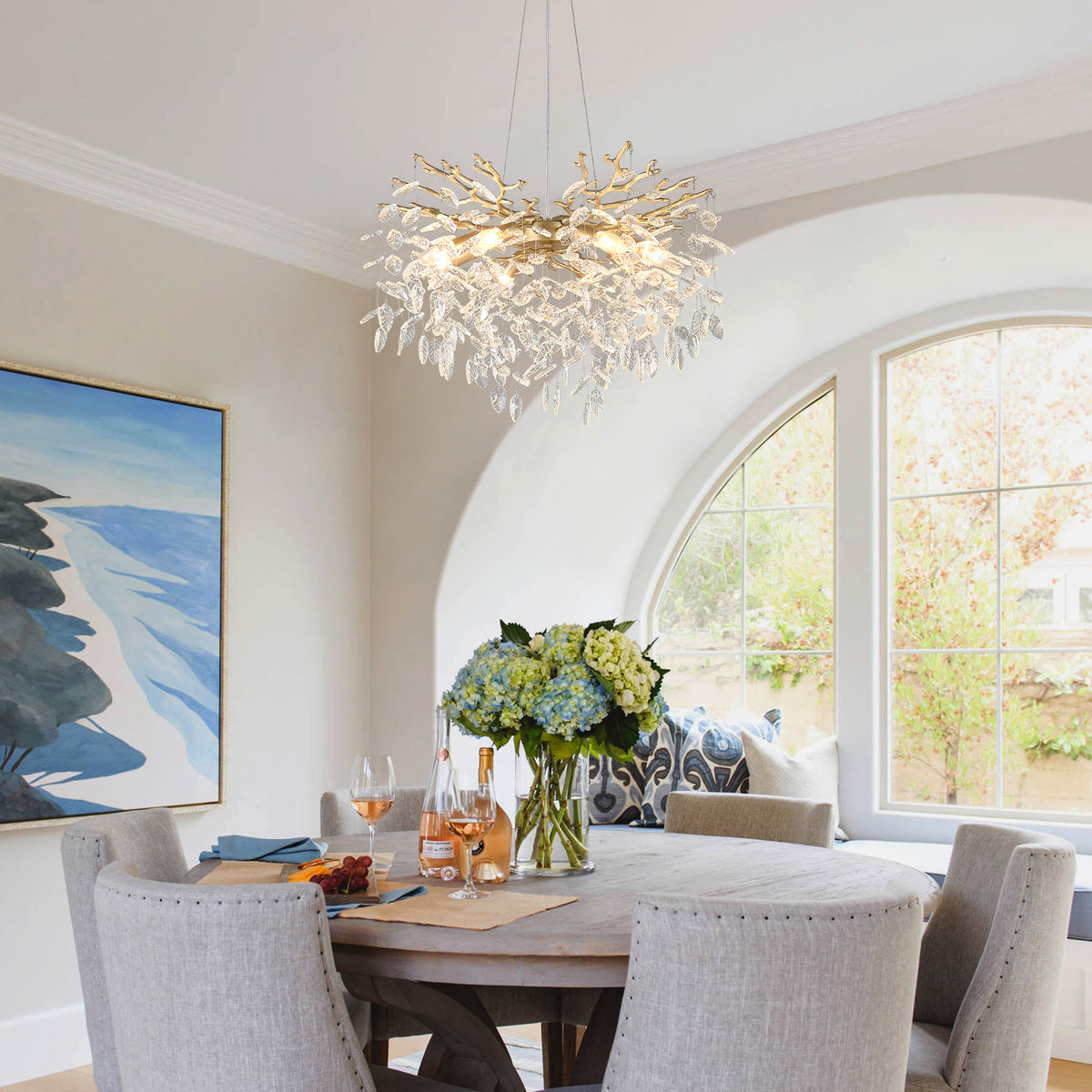 Chandelier, 10-Light Traditional Metal Design, Gold Finish